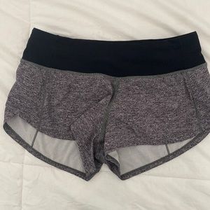 Lululemon shorts Sz 2